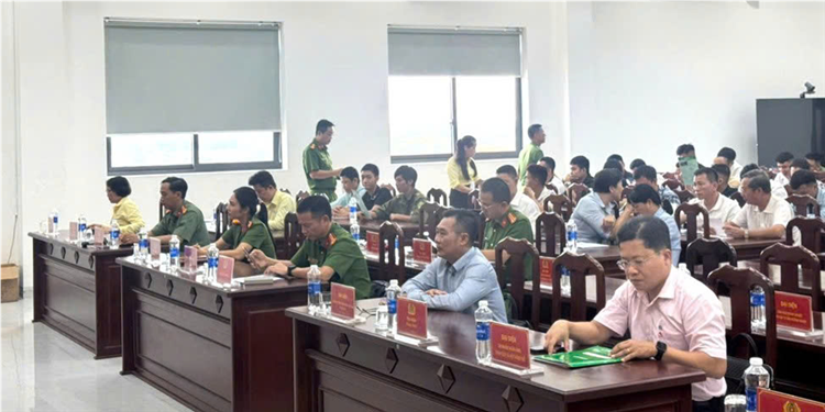 KẾT NỐI VIỆC LÀM, HỌC NGHỀ VÀ HỖ TRỢ VAY VỐN CHO NGƯỜI TÁI HÒA NHẬP CỘNG ĐỒNG