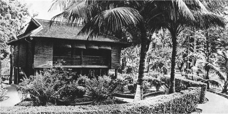 Sinh hoạt dưới cờ và kể câu chuyện về “Đẩy mạnh học tập, thực hành tư tưởng, đạo đức, phương pháp, phong cách Hồ Chí Minh trong giai đoạn phát triển mới” tuần 41