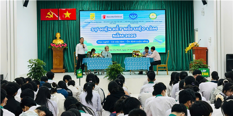 THÀNH PHỐ HỒ CHI MINH "KHÁT" NHÂN LỰC 30.000 VỊ TRÍ VIỆC LÀM TRỐNG TRONG THÁNG 12 