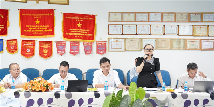 KÝ KẾT THỎA THUẬN HỢP TÁC HỖ TRỢ HỌC NGHỀ  CHO NGƯỜI LAO ĐỘNG ĐANG HƯỞNG TRỢ CẤP THẤT NGHIỆP